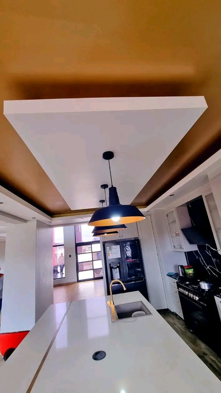 Gallery 11